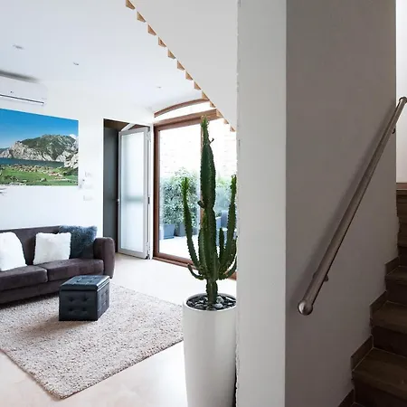 Вилла Luxury House & *